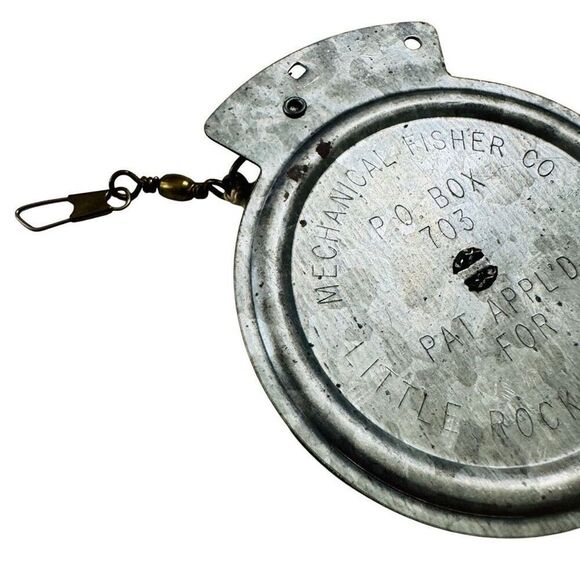 Mechanical Fisher Fishing Reel Flat Trigger Made in Little Rock, Arkansas - Picture 3 of 7